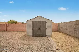 10537 W Lawrence Ln, Peoria, AZ 85345 - Photo 35