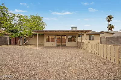 10537 W Lawrence Lane, Peoria, AZ 85345 - Photo 33