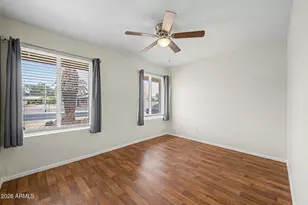 10537 W Lawrence Ln, Peoria, AZ 85345 - Photo 21