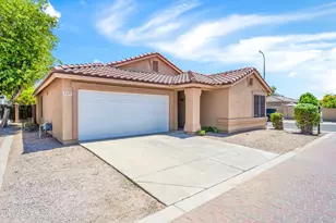 2430 E Peach Tree Dr, Chandler, AZ 85249 - Photo 1