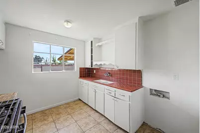 4501 W Crittenden Lane, Phoenix, AZ 85031 - Photo 17