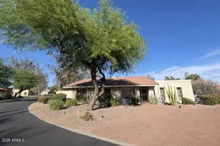 526 W Port Royale Ln, Phoenix, AZ 85023 - Photo 1