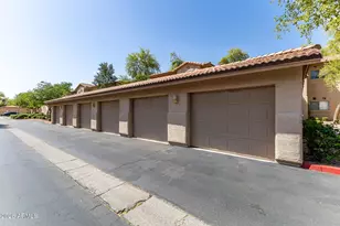 1351 N Pleasant Dr, Chandler, AZ 85225 - Photo 37