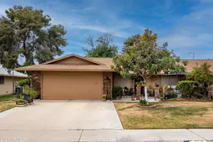 15458 N Lakeforest Dr, Sun City, AZ 85351 - Photo 1