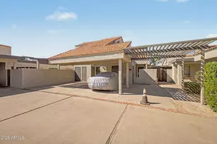 2415 W Greenway Rd, Phoenix, AZ 85023 - Photo 1