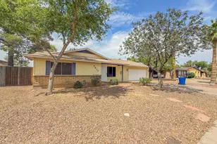 2812 S Cottonwood Dr, Tempe, AZ 85282 - Photo 1