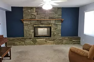 18 W Kayetan Dr, Sierra Vista, AZ 85635 - Photo 1