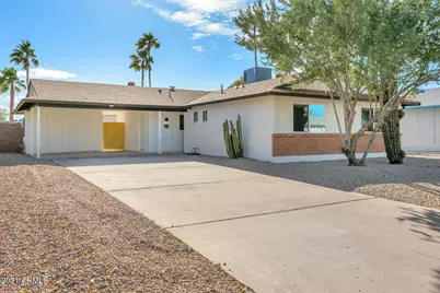 2333 E Paradise Drive, Phoenix, AZ 85028 - Photo 1