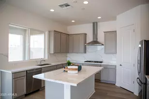 26425 N 22nd Dr, Phoenix, AZ 85085 - Photo 5