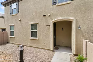 8131 W Lynwood St, Phoenix, AZ 85043 - Photo 1