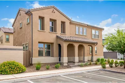 1667 S Wallrade Lane, Gilbert, AZ 85295 - Photo 1