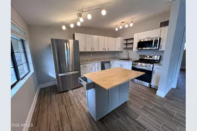 1405 S Farmer Avenue, Tempe, AZ 85281 - Photo 1