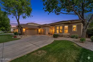 2927 E Washington Ave, Gilbert, AZ 85234 - Photo 1