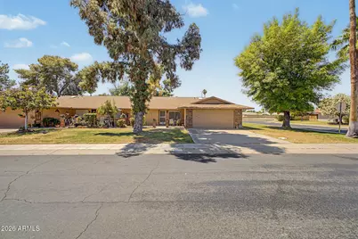 15462 N Lakeforest Drive, Sun City, AZ 85351 - Photo 1