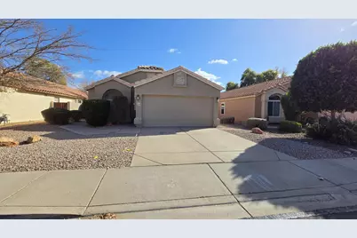 2401 S Karen Drive, Chandler, AZ 85286 - Photo 1