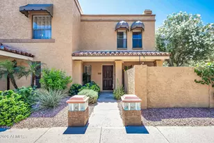 731 E North Ln, Phoenix, AZ 85020 - Photo 1