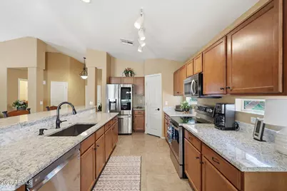 77 N Montoro Lane, Casa Grande, AZ 85194 - Photo 9