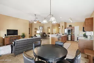 77 N Montoro Ln, Casa Grande, AZ 85194 - Photo 7