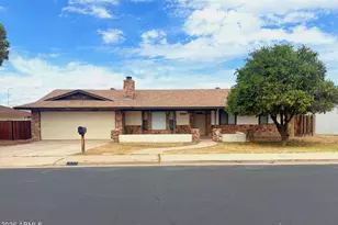 444 E Ivy St, Mesa, AZ 85203 - Photo 1
