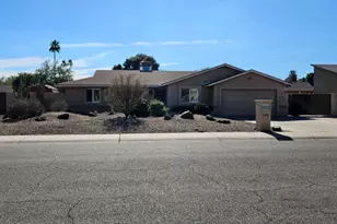 5129 E Poinsettia Dr, Scottsdale, AZ 85254 - Photo 1