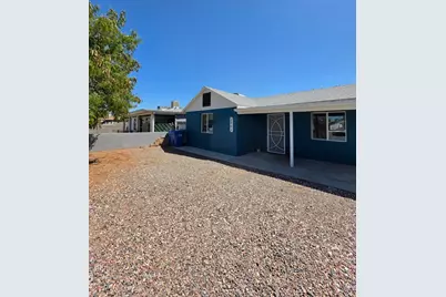 2803 E Monroe Street #Front, Phoenix, AZ 85034 - Photo 1