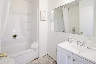 2621 N 47th Dr, Phoenix, AZ 85035 - Photo 19