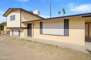 2621 N 47th Dr, Phoenix, AZ 85035 - Photo 37