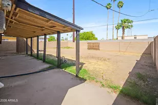 2621 N 47th Dr, Phoenix, AZ 85035 - Photo 29