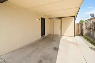 2621 N 47th Dr, Phoenix, AZ 85035 - Photo 41