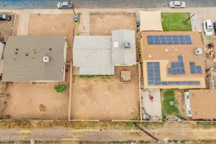 2621 N 47th Dr, Phoenix, AZ 85035 - Photo 43