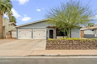 560 W Emerald Avenue, Mesa, AZ 85210 - Photo 1