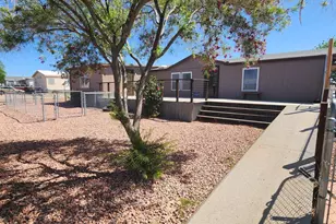 21533 W Laura St, Wittmann, AZ 85361 - Photo 1