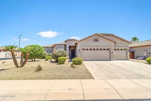 3658 E Peach Tree Dr, Chandler, AZ 85249 - Photo 1