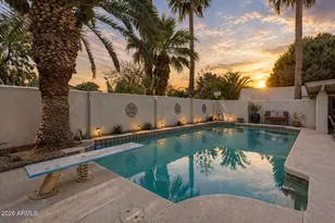 124 W El Caminito Dr, Phoenix, AZ 85021 - Photo 1