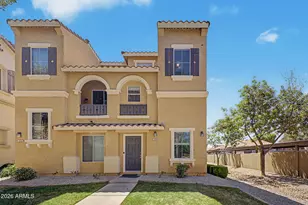 166 W Laurel Ct, Gilbert, AZ 85233 - Photo 1