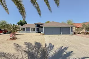 5678 N 78th Ave, Glendale, AZ 85303 - Photo 1