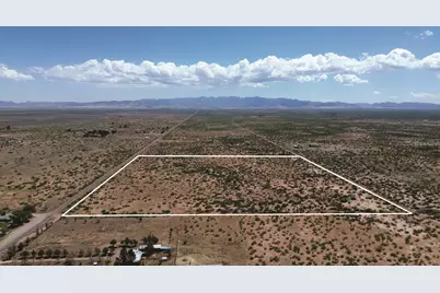 38.67 Acre Lydy Avenue #39, Pearce, AZ 85625 - Photo 1
