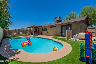 3911 W Desert Cove Avenue, Phoenix, AZ 85029 - Photo 1