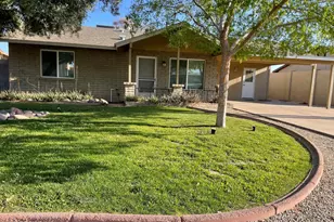 425 E Oxford Dr, Tempe, AZ 85283 - Photo 1