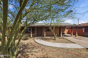 2936 W Highland Ave, Phoenix, AZ 85017 - Photo 1