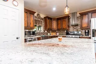1011 W Northern, Phoenix, AZ 85021 - Photo 1