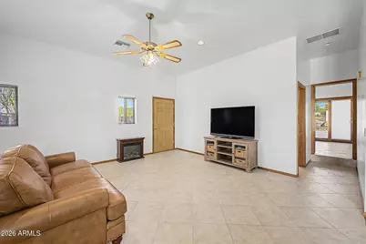 43211 N 16th Street, New River, AZ 85087 - Photo 17