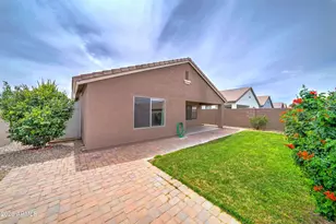 928 W Desert Hills Dr, San Tan Valley, AZ 85143 - Photo 31
