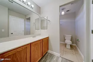 928 W Desert Hills Dr, San Tan Valley, AZ 85143 - Photo 19