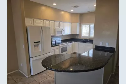 16450 E Avenue Of The Fountains #7, Fountain Hills, AZ 85268 - Photo 1