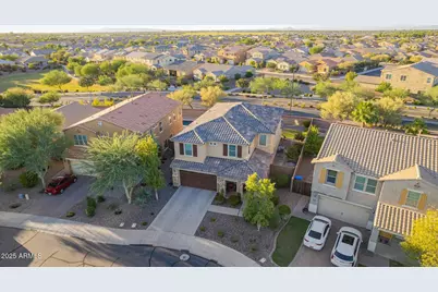 2756 E Hickory Street, Gilbert, AZ 85298 - Photo 3