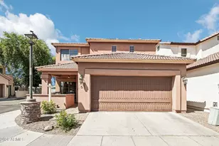 3618 N 38th St, Phoenix, AZ 85018 - Photo 1