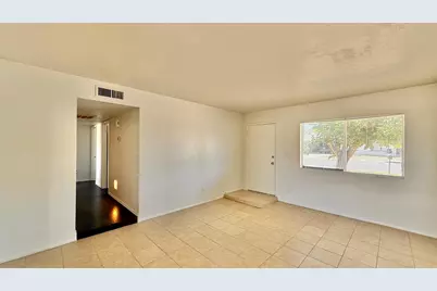 12602 N 21st Avenue, Phoenix, AZ 85029 - Photo 1