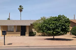 812 E Desert Dr N, Phoenix, AZ 85042 - Photo 1