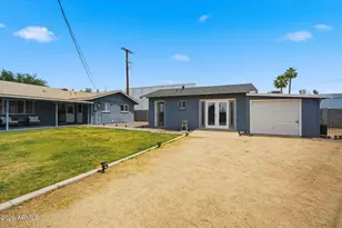 133 E Alameda Dr, Tempe, AZ 85282 - Photo 25